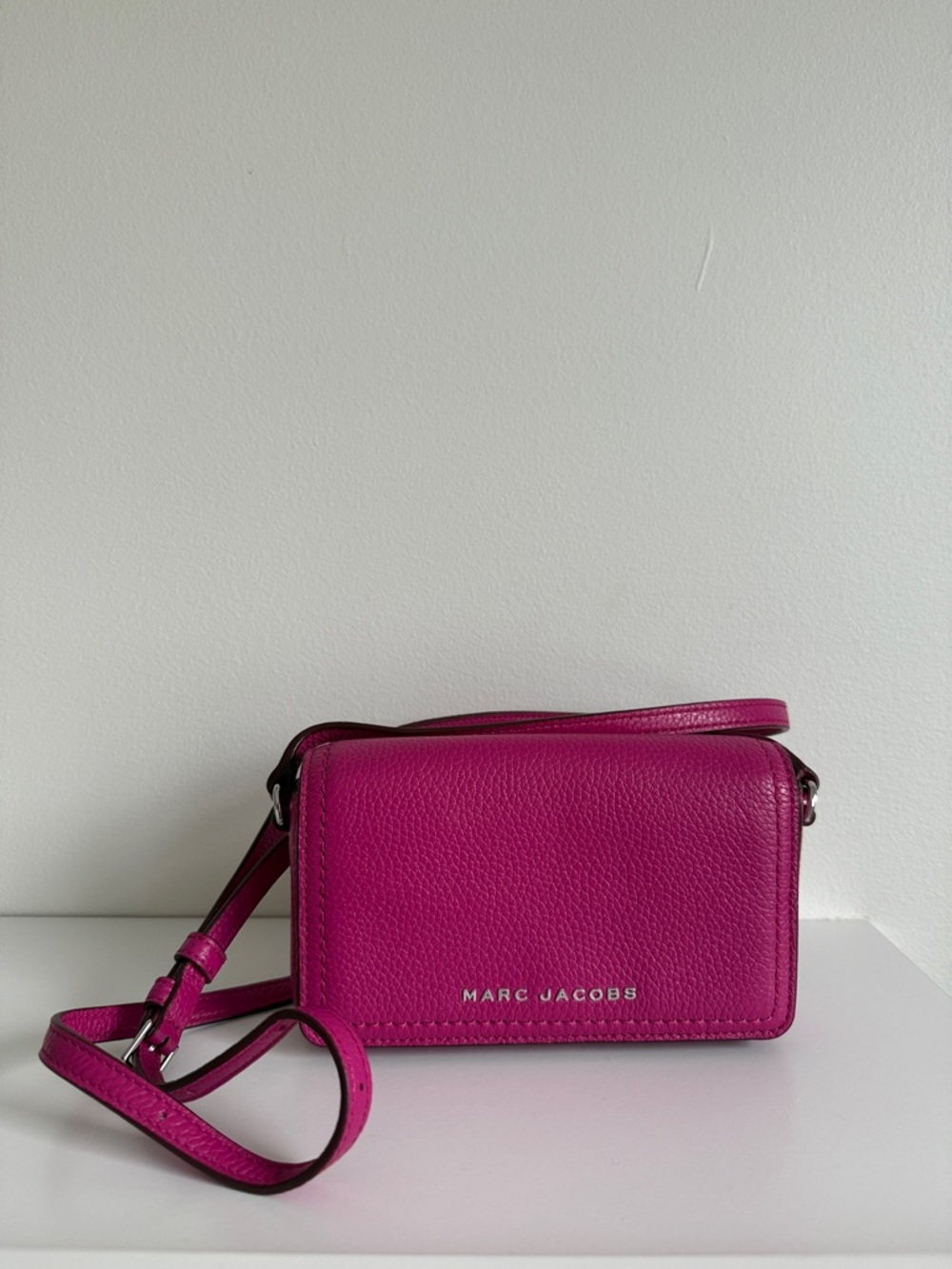 Marc Jacobs Fuchsia Pebbled Leather Crossbody Camera Bag